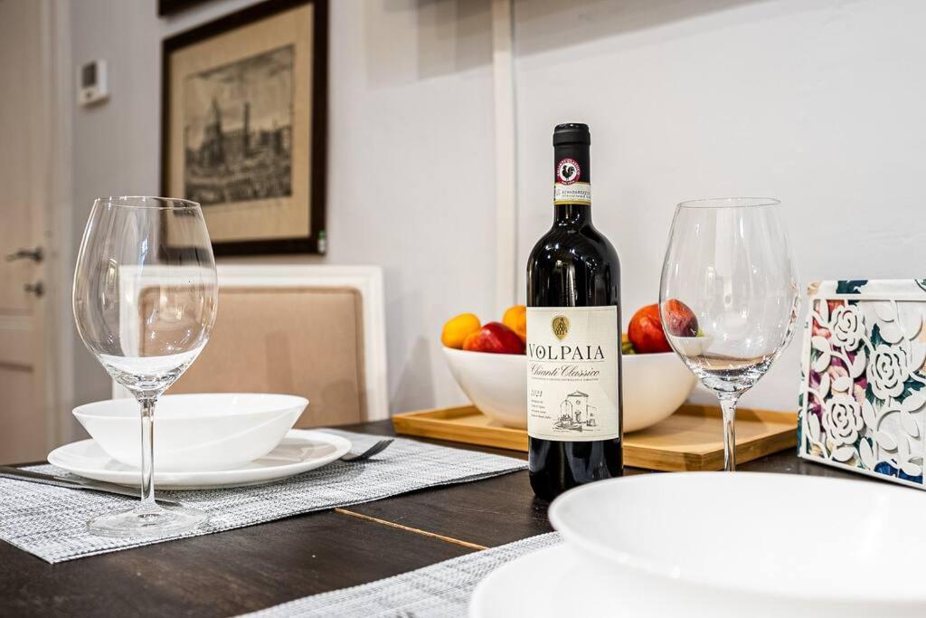 フィレンツェElegante Casa Ai Piedi Di Piazzale Michelangeloアパートメント エクステリア 写真
